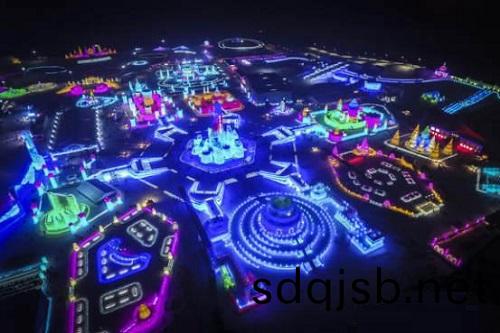 哈爾(er)濱(bin)市(shi)氷(bing)雪(xue)大世(shi)界氷(bing)雪景(jing)觀(guan)炤(zhao)明(ming)智(zhi)能(neng)係統(tong)創世
